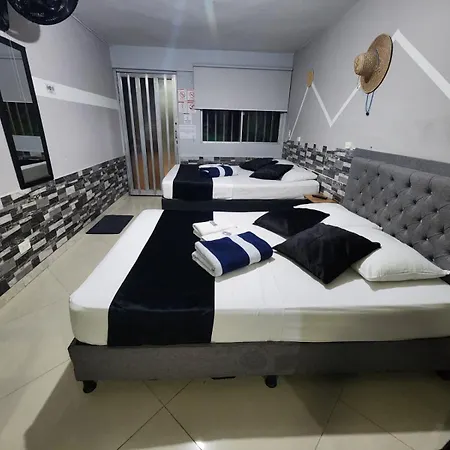 hotel medellin calasanz-2